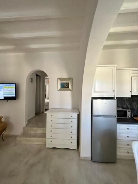 Dreamy Island Escape In Paros Apartment