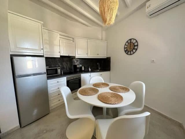 Dreamy Island Escape In Paros * Naousa (Paros)