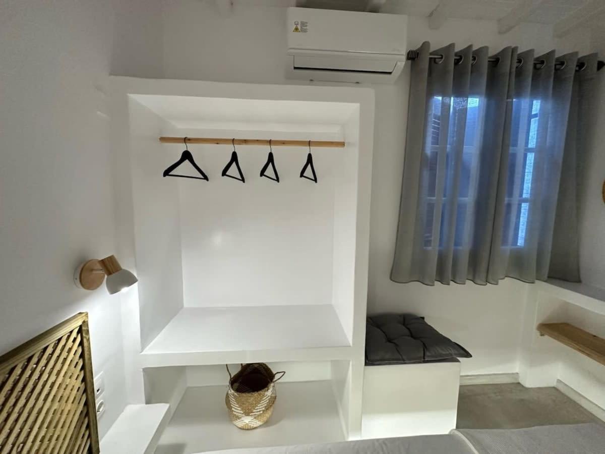 Dreamy Island Escape In Paros